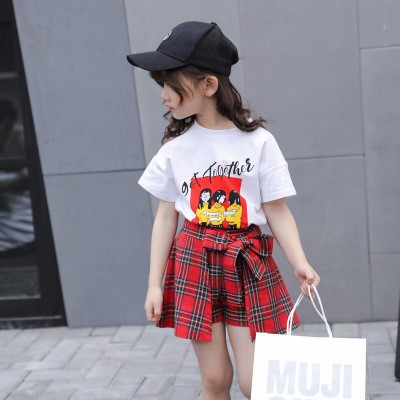 Korean style short sleeved T-shirt and plaid skirt - 2