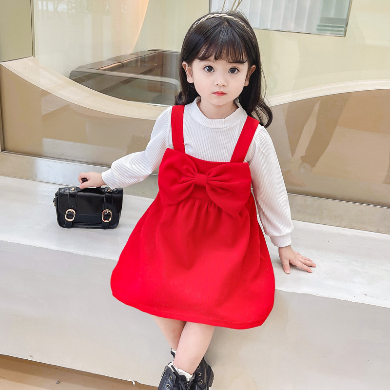 Full Sleeve T-shirt and Suspender Skirt with Bow